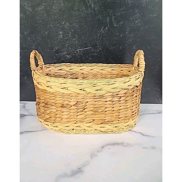 Vintage Handled Woven Basket - Picture 1 of 10